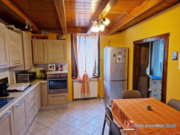 appartamento in vendita ad Edolo in zona Mù