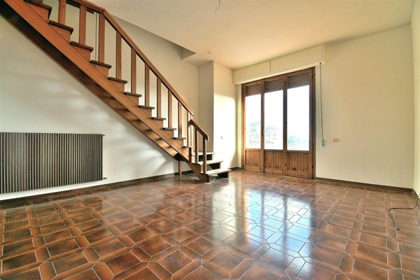 appartamento in vendita ad Edolo in zona Vico