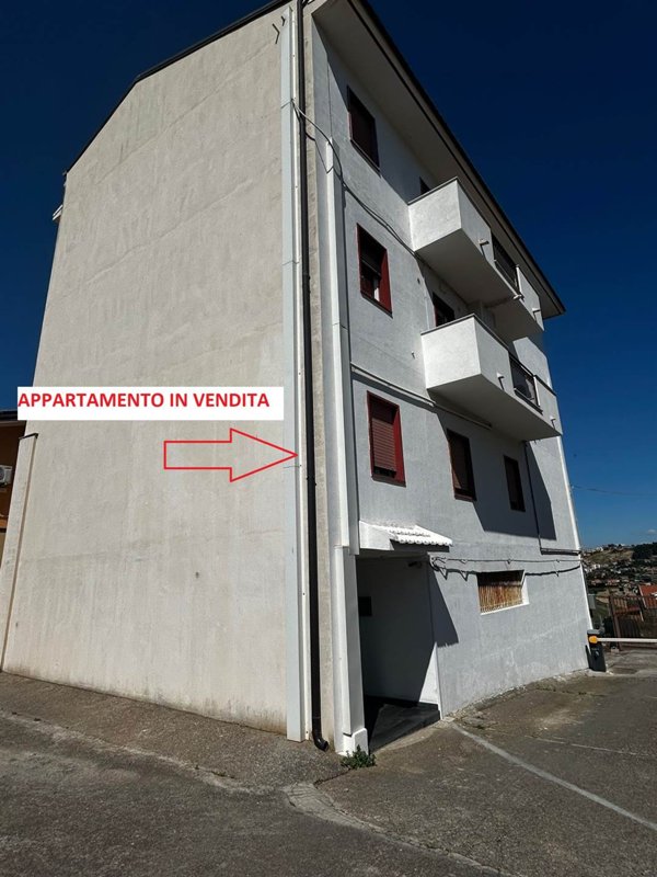 appartamento in vendita ad Edolo in zona Vico