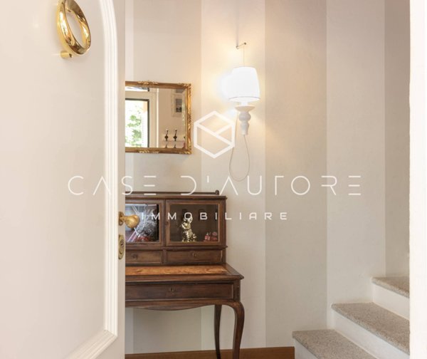 casa indipendente in vendita ad Edolo in zona Vico