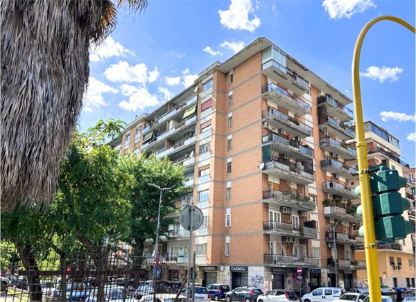 appartamento in vendita ad Edolo in zona Vico