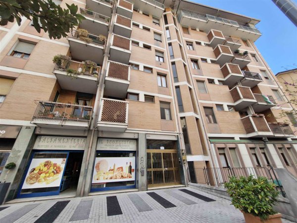 appartamento in vendita ad Edolo in zona Vico