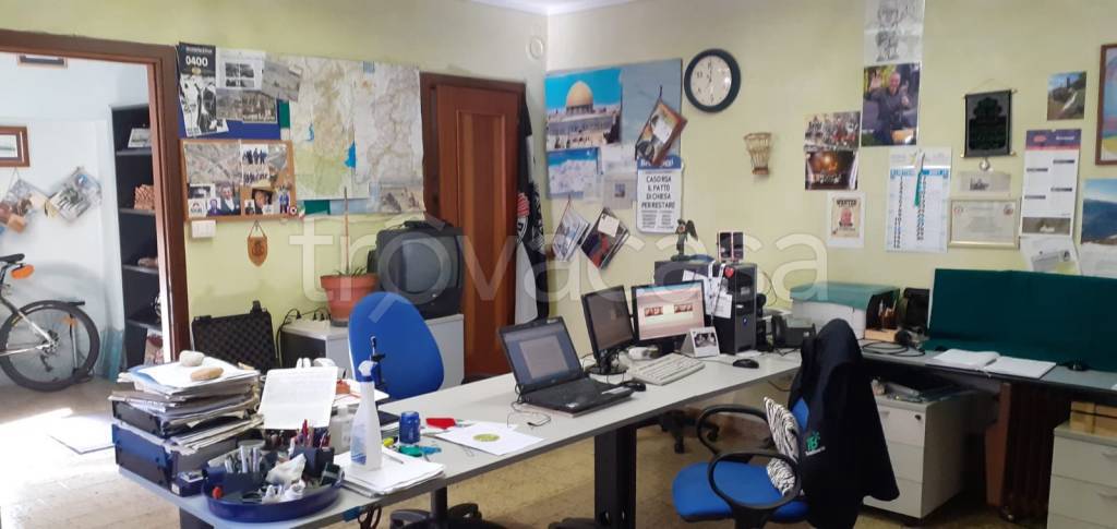 ufficio in vendita ad Edolo in zona Vico