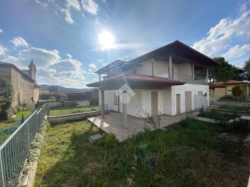 casa indipendente in vendita ad Erbusco in zona Villa