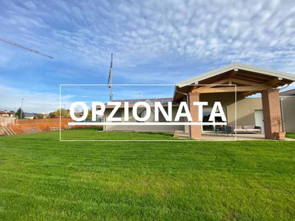 casa indipendente in vendita ad Erbusco in zona Villa