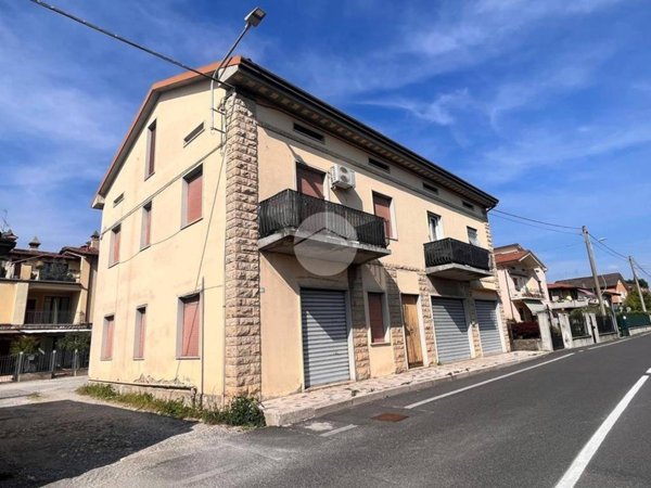 appartamento in vendita ad Erbusco in zona Zocco