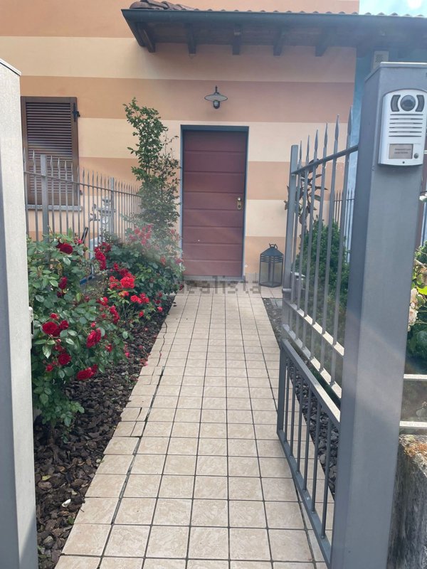appartamento in vendita ad Erbusco in zona Spina