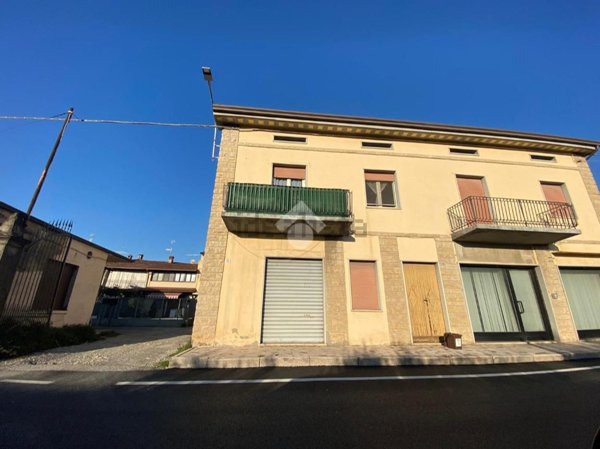 appartamento in vendita ad Erbusco in zona Zocco