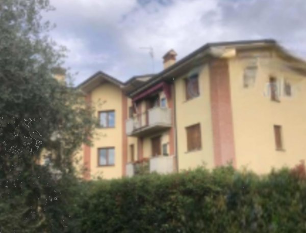 appartamento in vendita ad Erbusco in zona Pedergnano