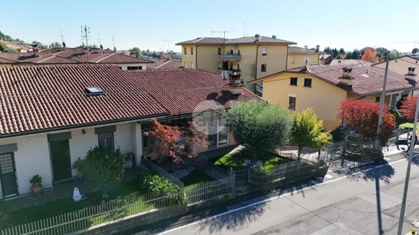 appartamento in vendita ad Erbusco in zona Villa