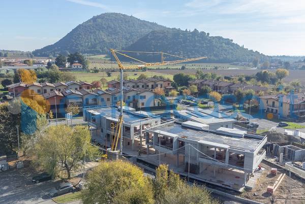 appartamento in vendita ad Erbusco in zona Zocco