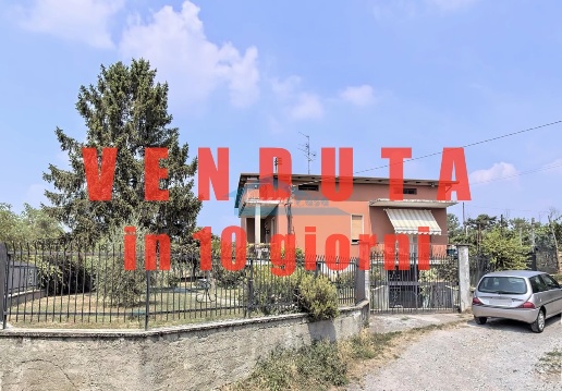 casa indipendente in vendita ad Erbusco in zona Villa
