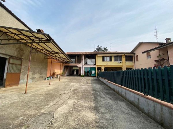 casa indipendente in vendita ad Erbusco