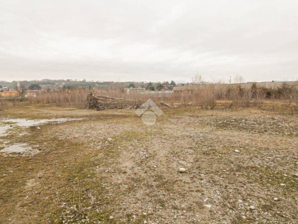 terreno agricolo in vendita ad Erbusco in zona Pedergnano