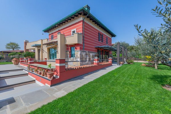 casa indipendente in vendita ad Erbusco
