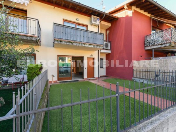 appartamento in vendita ad Erbusco in zona Zocco