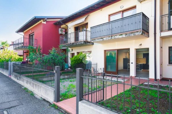 appartamento in vendita ad Erbusco in zona Zocco