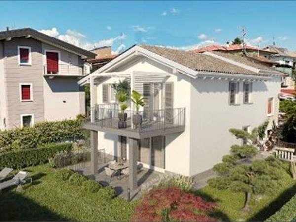 casa indipendente in vendita ad Erbusco in zona Villa