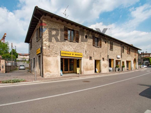 negozio in vendita ad Erbusco