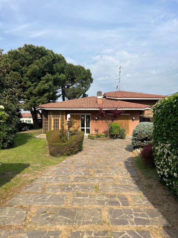 casa indipendente in vendita ad Erbusco
