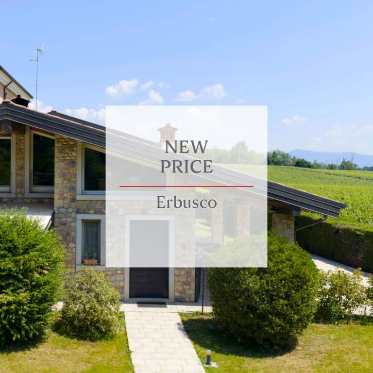 casa indipendente in vendita ad Erbusco in zona Villa