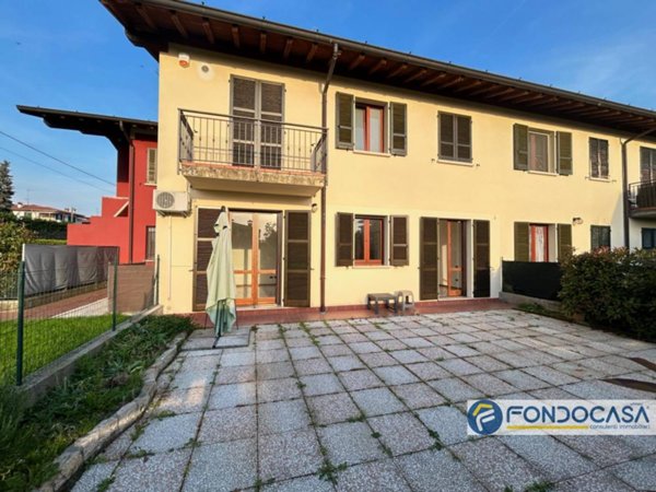 appartamento in vendita ad Erbusco in zona Zocco