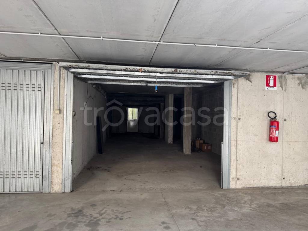 box auto in vendita ad Erbusco