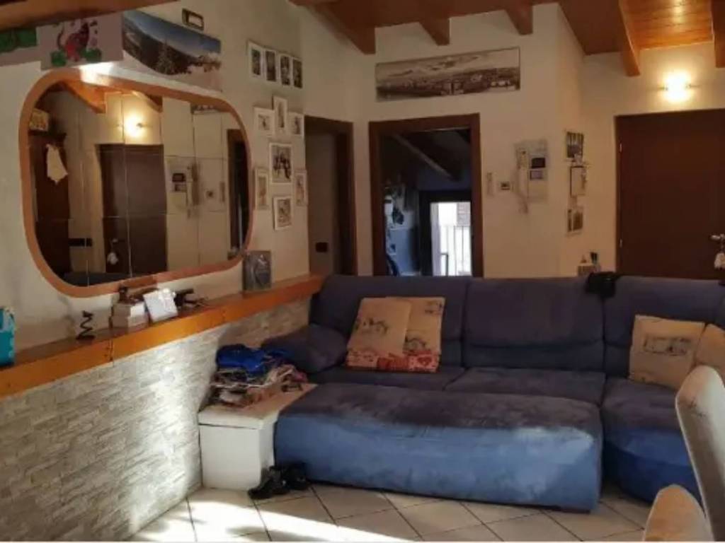 appartamento in vendita ad Esine