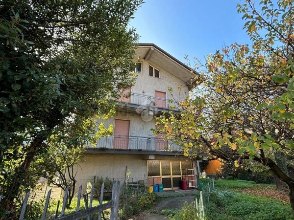 appartamento in vendita ad Esine