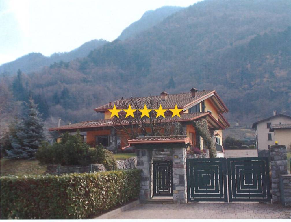appartamento in vendita ad Esine in zona Plemo