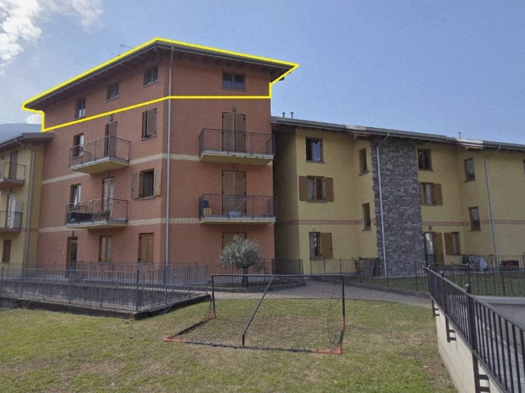 appartamento in vendita ad Esine