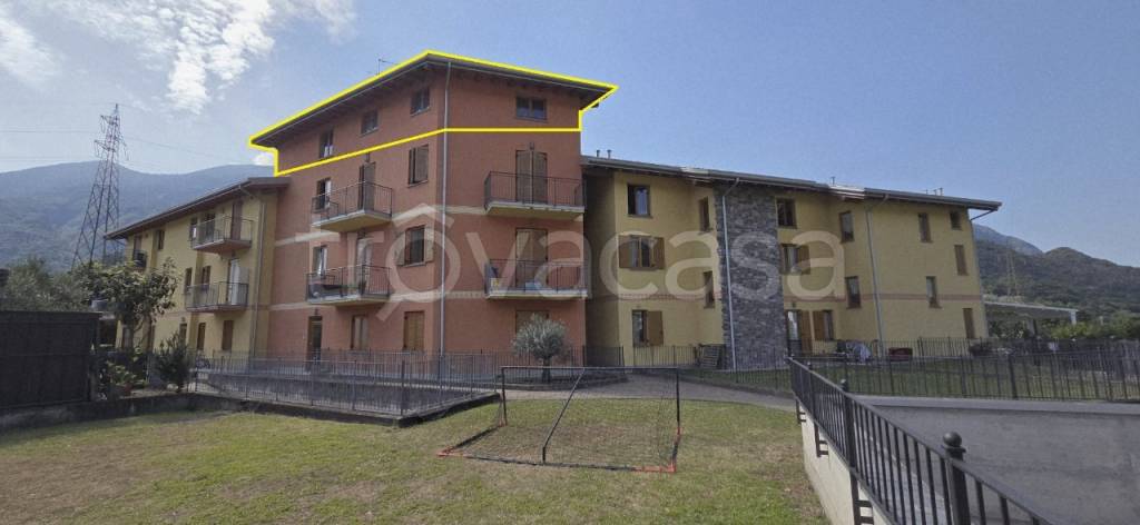 appartamento in vendita ad Esine