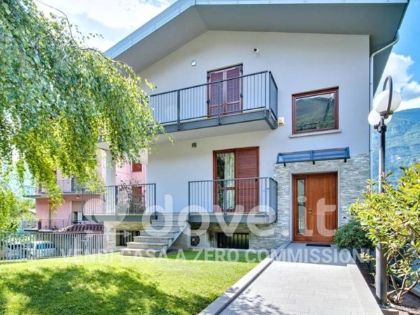 casa indipendente in vendita ad Esine in zona Sacca