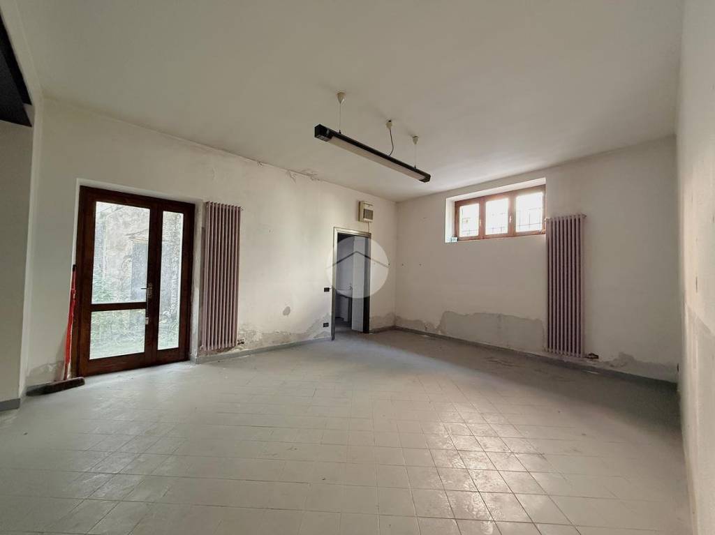 casa indipendente in vendita ad Esine