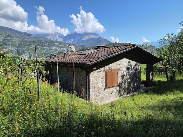 appartamento in vendita ad Esine