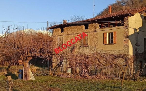 casa indipendente in vendita ad Esine