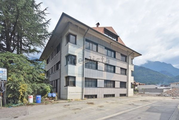 terreno edificabile in vendita ad Esine