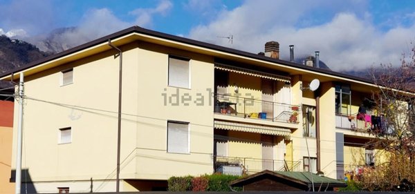 appartamento in vendita ad Esine