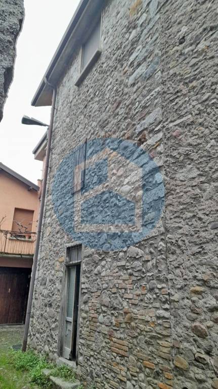 appartamento in vendita ad Esine