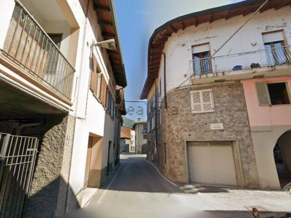 appartamento in vendita ad Esine