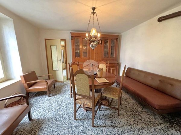 casa indipendente in vendita ad Esine in zona Sacca