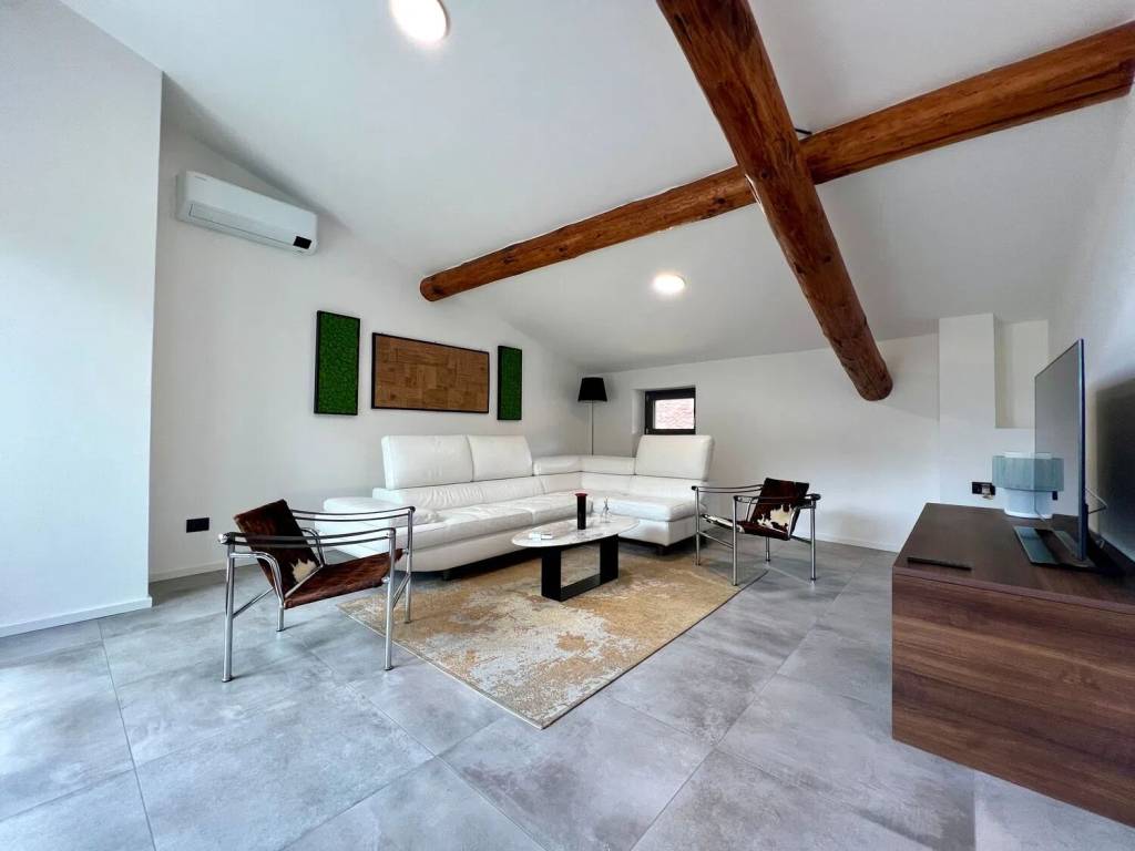 appartamento in vendita ad Esine