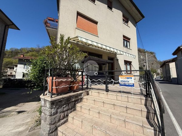 appartamento in vendita ad Esine