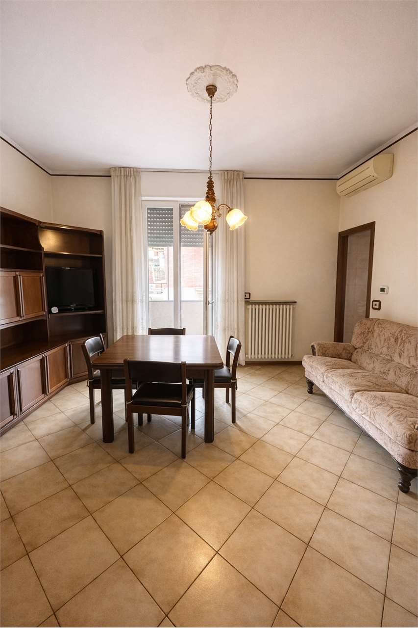 appartamento in vendita ad Esine in zona Sacca