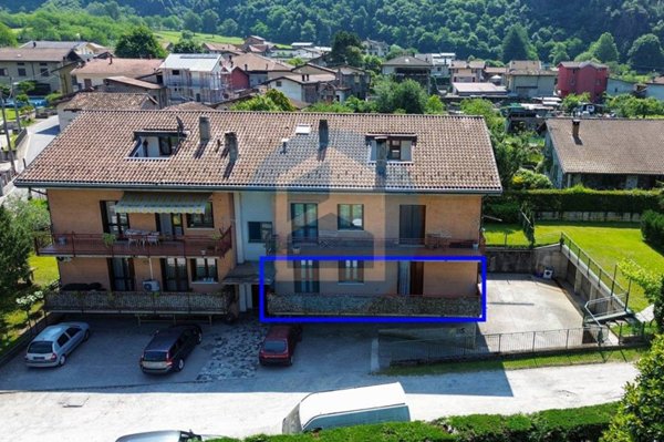 appartamento in vendita ad Esine in zona Sacca