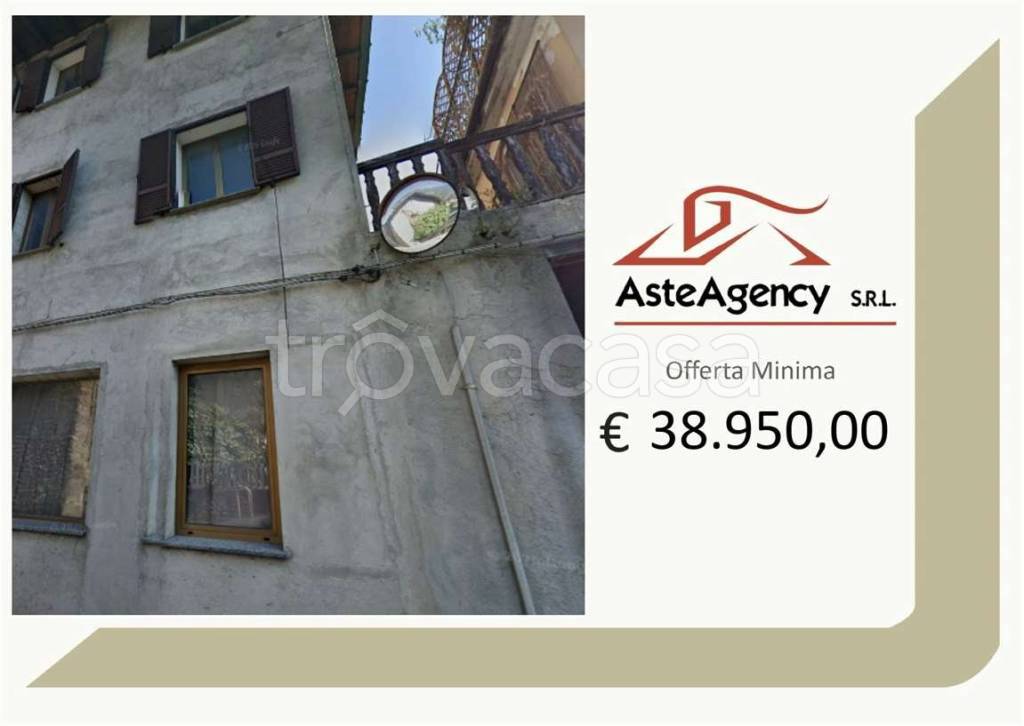 casa indipendente in vendita ad Esine in zona Plemo