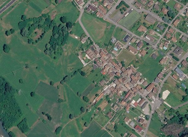 appartamento in vendita ad Esine in zona Sacca