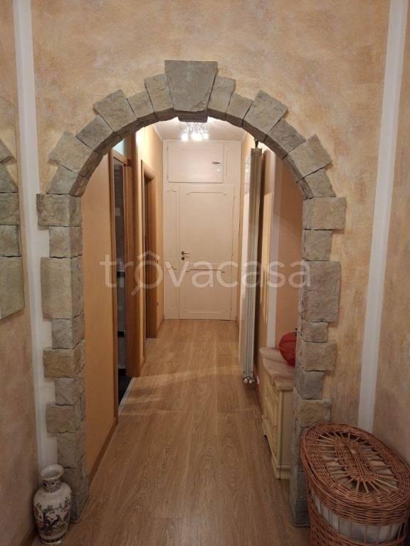 appartamento in vendita ad Esine