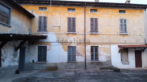 casa indipendente in vendita a Fiesse