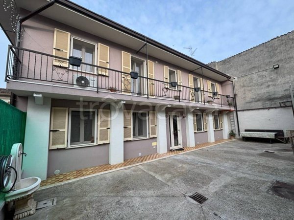 casa indipendente in vendita a Fiesse